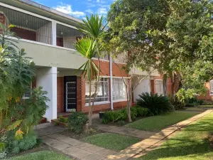Flat/Apartment to Rent in Avondale