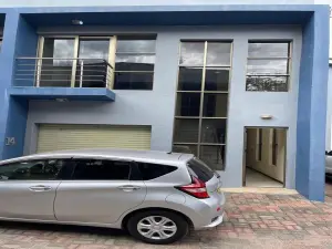Flat/Apartment to Rent in Newlands