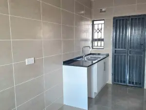 2 Bedroom Cottage/Garden Flat to Rent in Hatcliffe