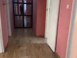 Retail/Shop to Rent in Pomona
