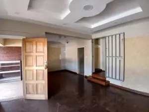Office to Rent in Avondale