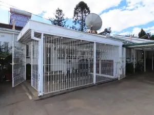 2 Bedroom Cottage/Garden Flat to Rent in Avondale