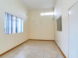 Warehouse/Industrial to Rent in Pomona