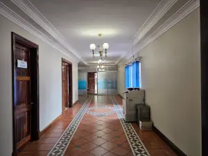 Office to Rent in Gunhill