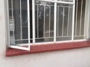 4 Bedroom House to Rent in Waterfalls