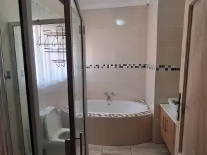 Townhouse/Cluster to Rent in Quinnington