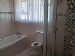 Townhouse/Cluster to Rent in Quinnington