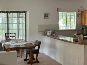 4 Bedroom House to Rent in Borrowdale