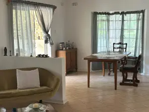 4 Bedroom House to Rent in Borrowdale