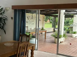 4 Bedroom House to Rent in Borrowdale