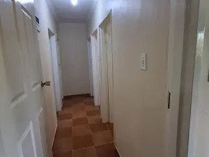 3 Bedroom Cottage/Garden Flat to Rent in Borrowdale
