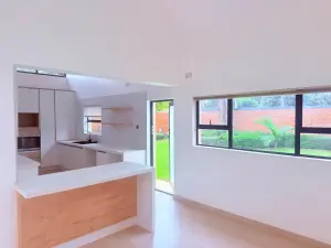 Townhouse/Cluster to Rent in Mount Pleasant