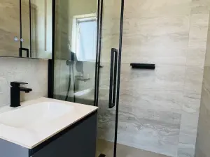 Flat/Apartment to Rent in Glen Lorne