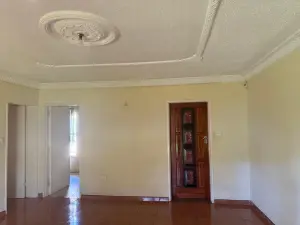 Cottage/Garden Flat to Rent in Greystone Park
