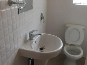 3 Bedroom Cottage/Garden Flat to Rent in Hatfield