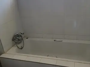 Flat/Apartment to Rent in Avenues
