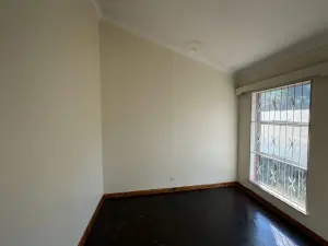 Flat/Apartment to Rent in Greystone Park