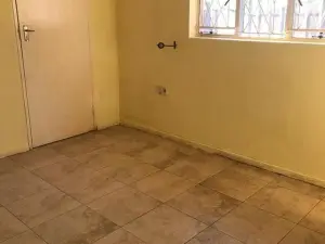 3 Bedroom Cottage/Garden Flat to Rent in Marimba Park