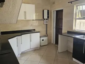 Townhouse/Cluster to Rent in Greendale
