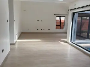 Townhouse/Cluster to Rent in Mount Pleasant