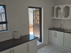 3 Bedroom Cottage/Garden Flat to Rent in Helensvale