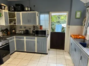 4 Bedroom House to Rent in Glen Lorne