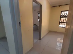 5 Bedroom House to Rent in Sunway City