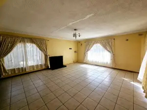 5 Bedroom House to Rent in The Grange