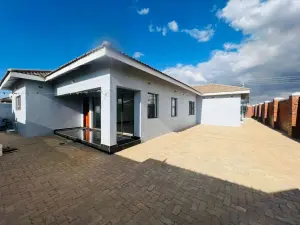 House to Rent in Ashdown Park