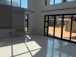 Townhouse/Cluster to Rent in Chisipite