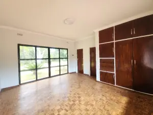 Office to Rent in Helensvale