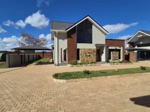 Townhouse/Cluster to Rent in The Grange