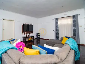 2 Bedroom House to Rent in Greendale