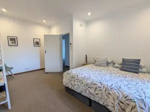 4 Bedroom House to Rent in Highlands