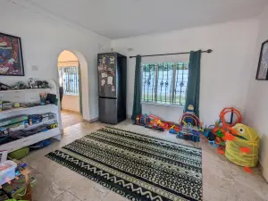 4 Bedroom House to Rent in Highlands