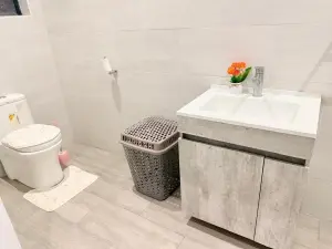 3 Bedroom Cottage/Garden Flat to Rent in Arlington