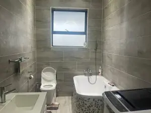 3 Bedroom Cottage/Garden Flat to Rent in Arlington