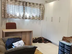 3 Bedroom House to Rent in Chisipite