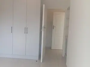Flat/Apartment to Rent in Borrowdale West