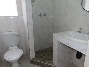 3 Bedroom House to Rent in Greendale