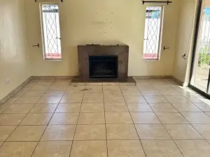 3 Bedroom House to Rent in Mainway Meadows
