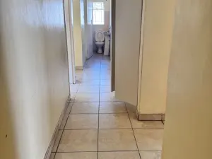 3 Bedroom House to Rent in Mainway Meadows