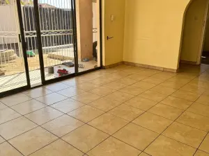 3 Bedroom House to Rent in Mainway Meadows