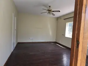Flat/Apartment to Rent in Avondale