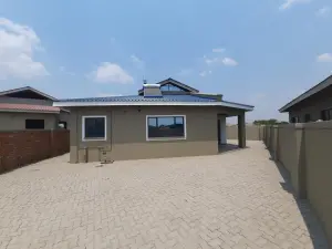 3 Bedroom House to Rent in Arlington