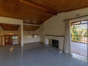 5 Bedroom House to Rent in Greystone Park