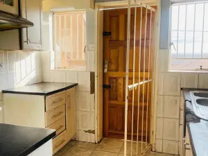 Flat/Apartment to Rent in Marimba Park