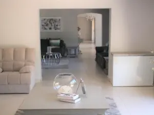 5 Bedroom House to Rent in Glen Lorne