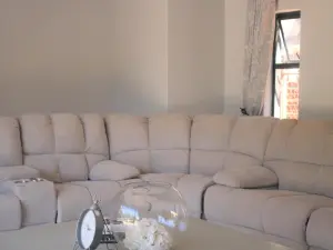 5 Bedroom House to Rent in Glen Lorne