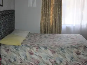 5 Bedroom House to Rent in Glen Lorne